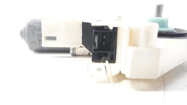 8K0959812A Motor del elevalunas de la puerta trasera derecha comprar Sevilla