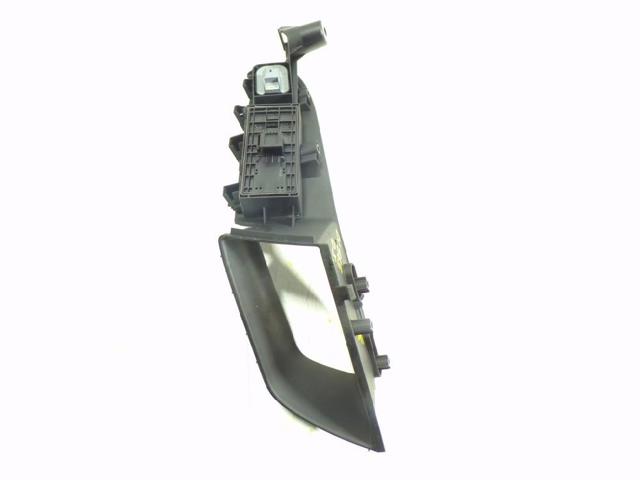 8K0959851FV10 VAG Interruptor de elevalunas delantera izquierda  en stock Córdoba