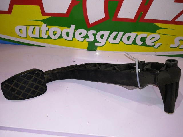 8K1721316B Pedal embrague comprar Almería
