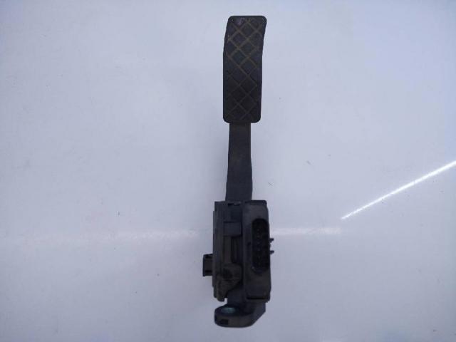 8K1723523 Pedal del acelerador  en stock Granada