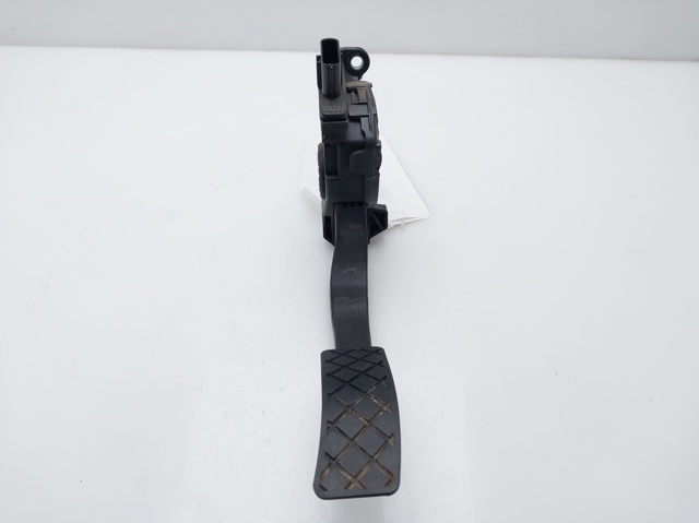 8K1723523 Pedal del acelerador  comprar en Reus