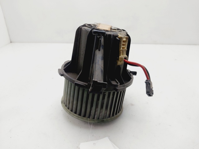 Electroventilador habitáculo Audi A5  (8T3)