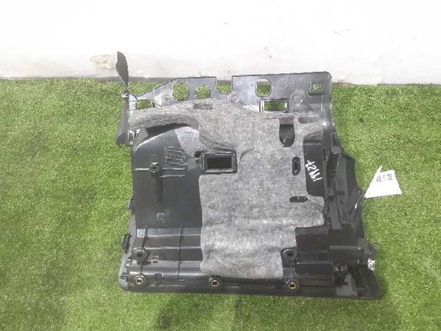 8K1857035 Guantera  en stock Granada
