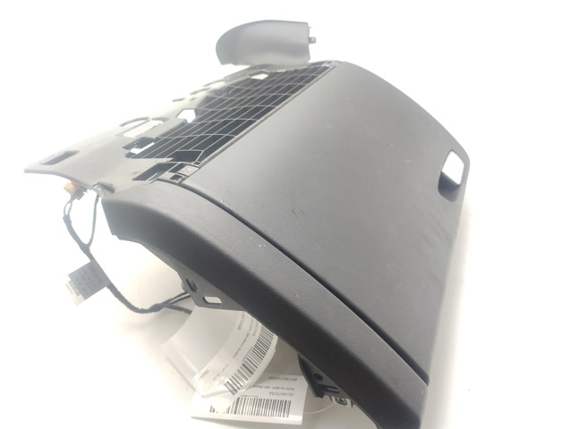 VAG 8K1857035B Guantera  comprar en Murcia