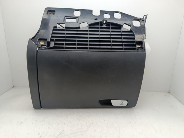 VAG 8K1857035B Guantera comprar Tarragona