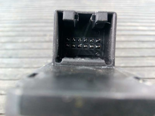 VAG 8K1927225B Interruptor del freno de estacionamiento electromecánico  disponible Lugo