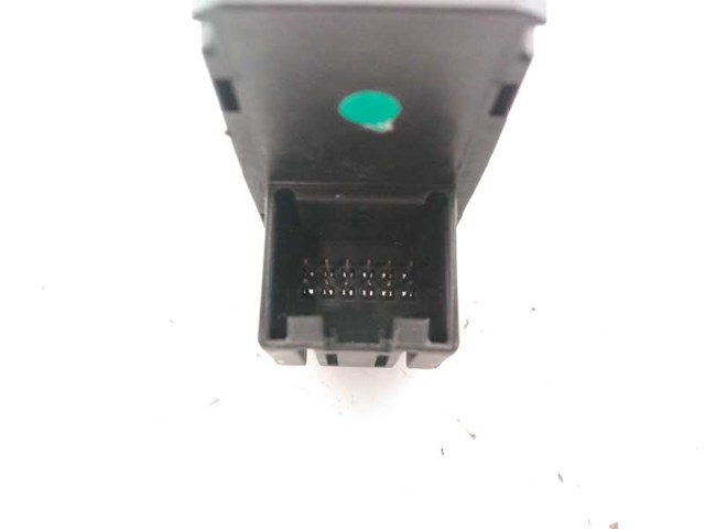 8K1927225B Interruptor del freno de estacionamiento electromecánico  en stock Granada