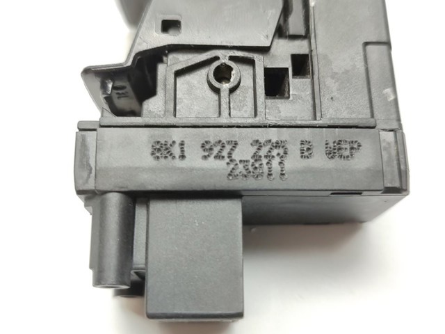 8K1927225B Interruptor del freno de estacionamiento electromecánico  disponible Málaga