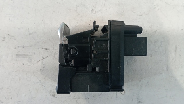 8K1927225E Interruptor del freno de estacionamiento electromecánico comprar Almería