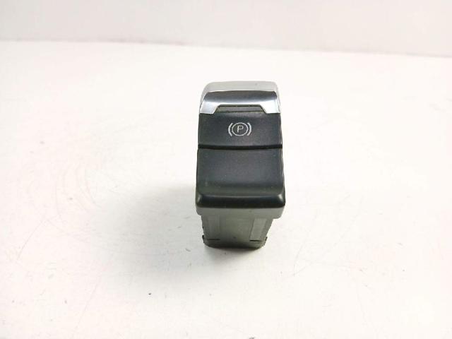 8K1927225E Interruptor del freno de estacionamiento electromecánico  en stock Sabadell