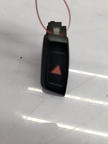 Boton de luz de emergencía Audi A5  (8TA)