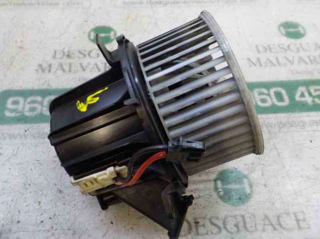 Ventilador interior 8K2820021C VAG