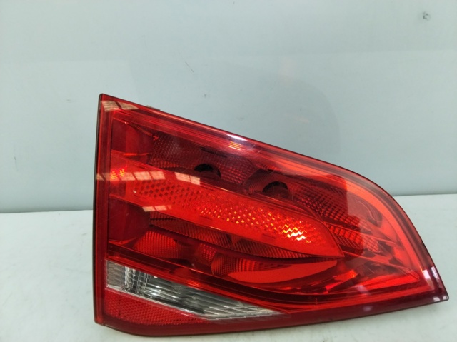 VAG 8K5945093 Piloto trasero interior izquierdo comprar Pamplona