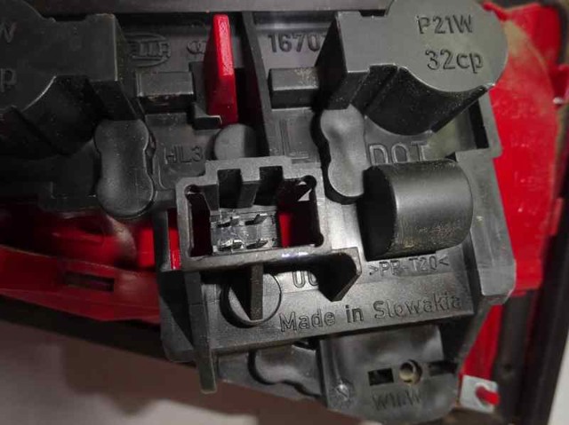 8K5945093D VAG Piloto trasero interior izquierdo comprar Alcalá