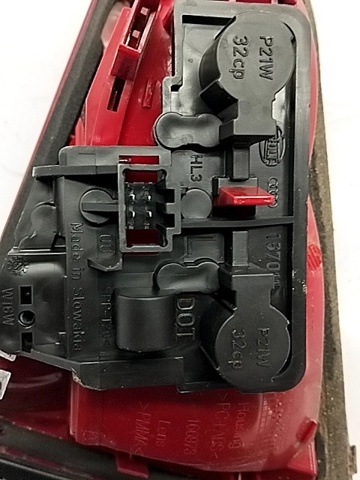 VAG 8K5945093D Piloto trasero interior izquierdo  en stock Valencia
