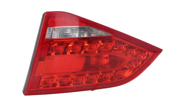 Piloto trasero interior derecho 8K5945094B VAG