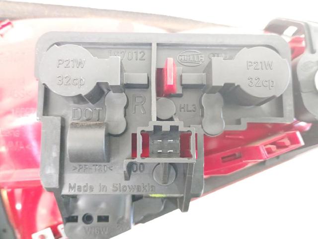 8K5945094D Piloto trasero interior derecho  disponible Málaga