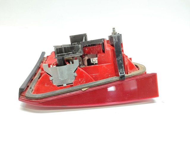 8K5945094K VAG Piloto trasero interior derecho comprar Bilbao