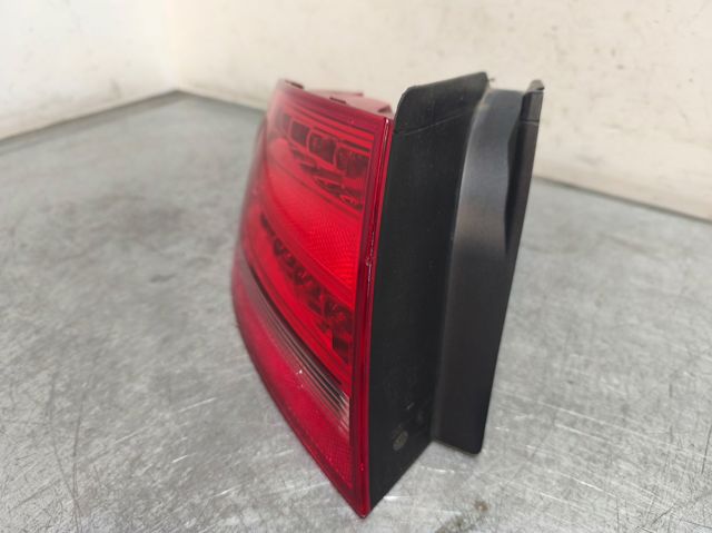 Piloto trasero exterior izquierdo 8K5945095B VAG