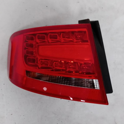 VAG 8K5945095B Piloto trasero exterior izquierdo  disponible Lugo