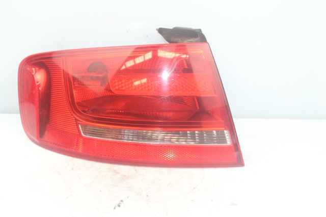8K5945095D Piloto trasero exterior izquierdo  en stock Castellón