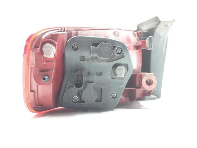 8K5945096D Piloto trasero exterior derecho comprar Almería