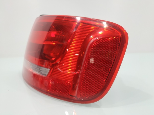 8K5945096D VAG Piloto trasero exterior derecho  disponible Vigo