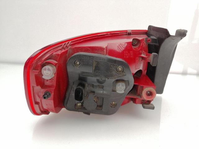 VAG 8K5945096K Piloto trasero exterior derecho  disponible Lugo