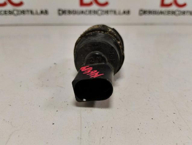 VAG 8K5955647 Bomba de agua limpiaparabrisas, delantera comprar Tarragona