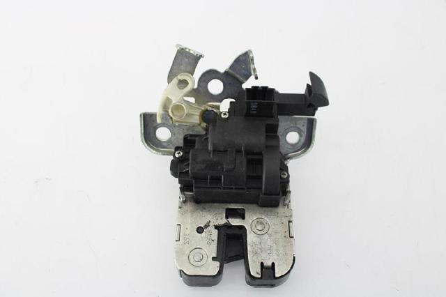 VAG 8K9827505 Cerradura de tapa de maletero  comprar en Ponferrada