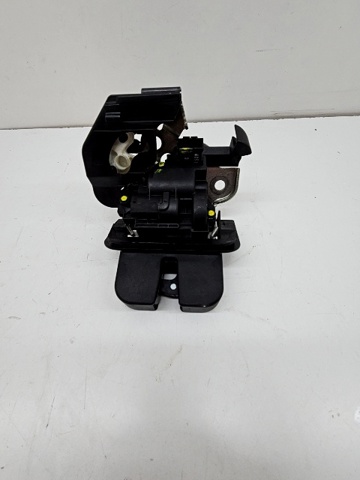 8K9827505A VAG Cerradura de tapa de maletero  comprar en Oviedo