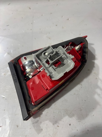 VAG 8K9945093B Piloto trasero interior izquierdo  en stock Terrassa