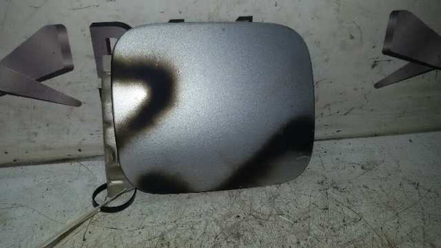 VAG 8L0809905A Tapa exterior de la gasolina  en stock Terrassa