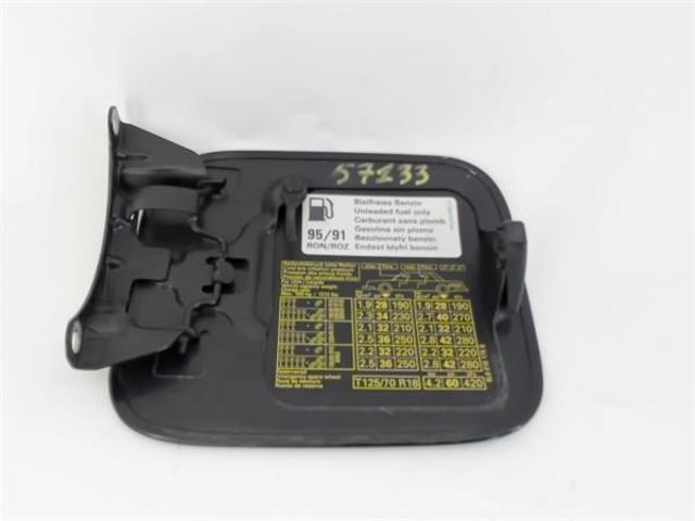 VAG 8L0809905A Tapa del depósito de combustible  disponible España