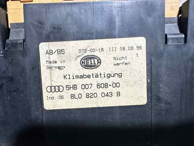 VAG 8L0820043B Unidad de control aire acondicionado comprar Tarragona