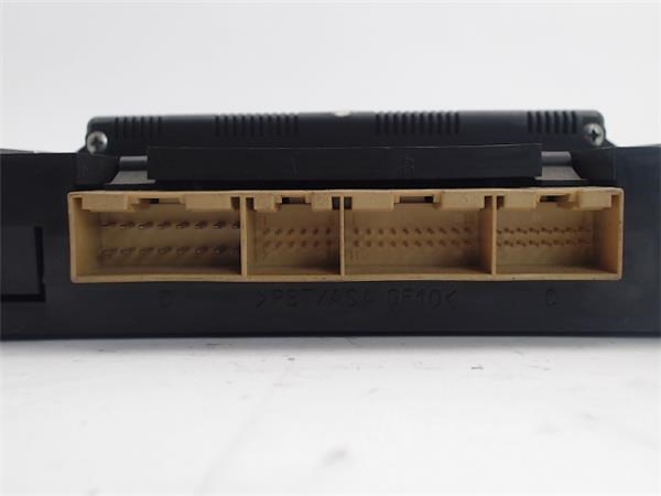 8L0820043B Unidad de control aire acondicionado comprar Sevilla