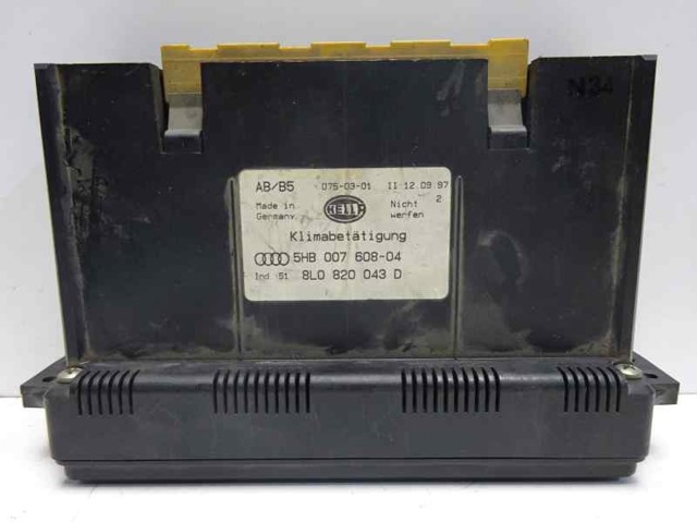 8L0820043D Unidad de control aire acondicionado  en stock Granada