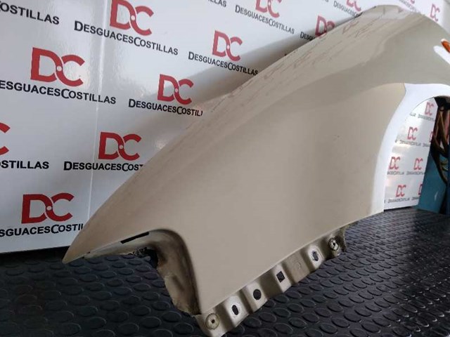 8L0821105 Aleta delantera izquierda comprar Sevilla