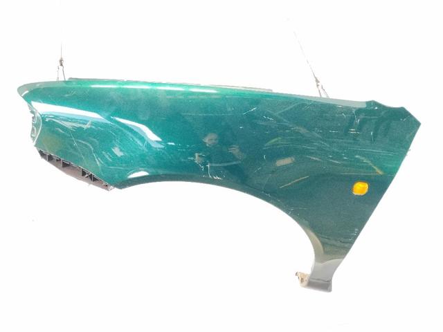 VAG 8L0821105 Aleta delantera izquierda  en stock Valencia