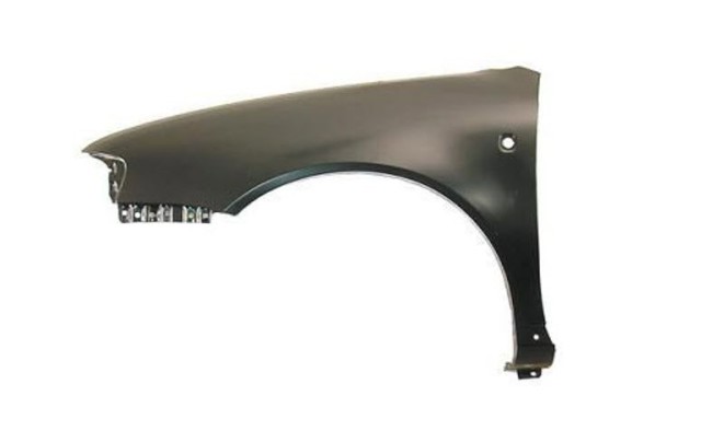 VAG 8L0821105 Aleta delantera izquierda  en stock Salamanca