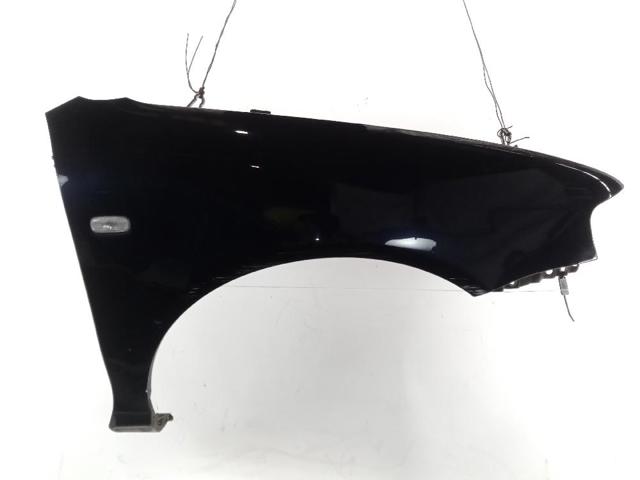 Aleta delantera derecha 8L0821106B VAG