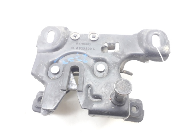 8L0823509E VAG