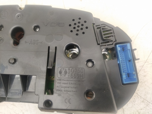 8L0919860D VAG