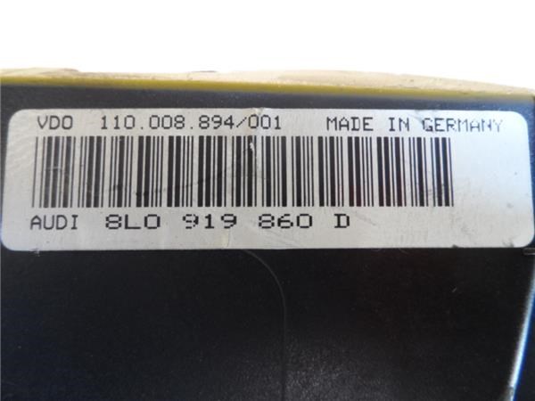 VAG 8L0919860D Tablero de instrumentos  disponible España