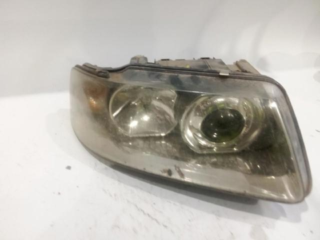 VAG 8L0941004AF Faro derecho comprar Pamplona