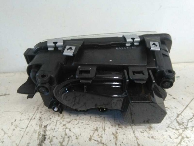 VAG 8L0941029 Faro izquierdo  disponible Lugo
