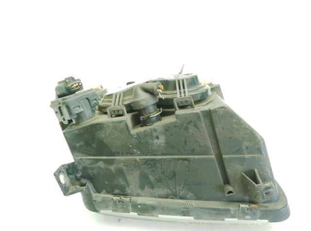 8L0941029 Faro izquierdo  disponible Burgos