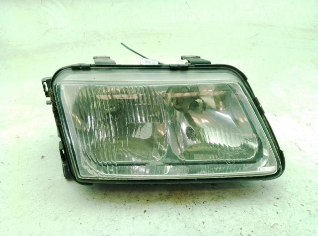 VAG 8L0941030 Faro derecho  en stock Valencia