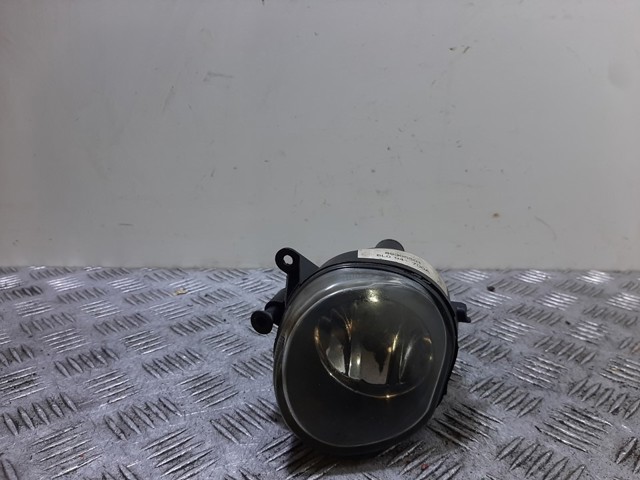 8L0941700A Faro antiniebla derecho  disponible Utrera