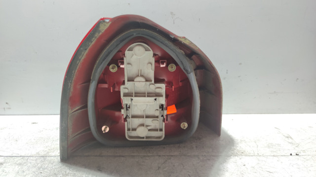 8L0945096 VAG Piloto trasero derecho  disponible Alicante